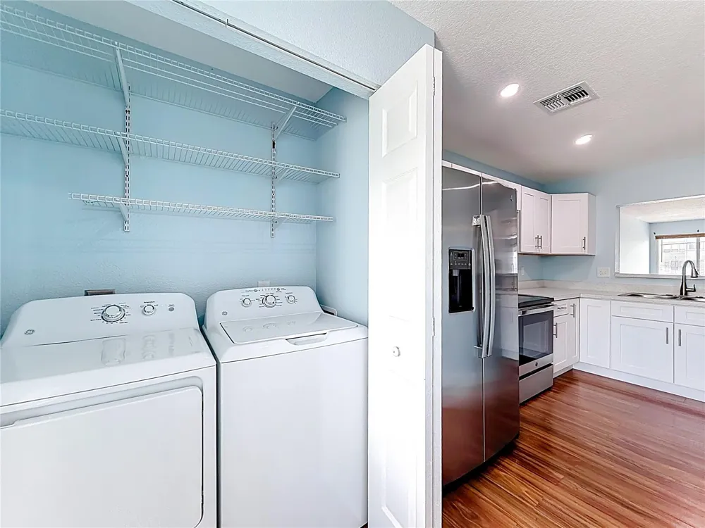2260 GRENWICH AVENUE #2260 Orlando, FL 32817