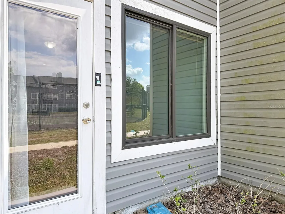 2260 GRENWICH AVENUE #2260 Orlando, FL 32817