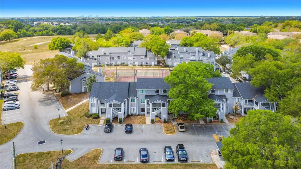2260 GRENWICH AVENUE #2260 Orlando, FL 32817