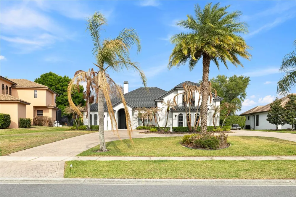 812 JOHNS POINT DRIVE Oakland, FL 34787