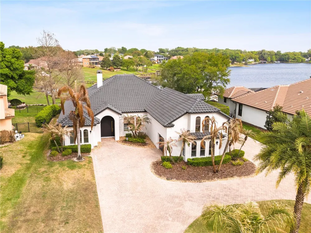 812 JOHNS POINT DRIVE Oakland, FL 34787