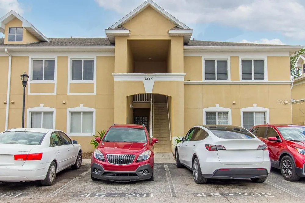 6445 CYPRESSDALE DRIVE #102 Riverview, FL 33578