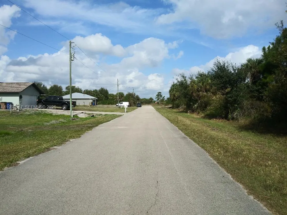6155 Hughes Ave, Fort Myers, FL 33905