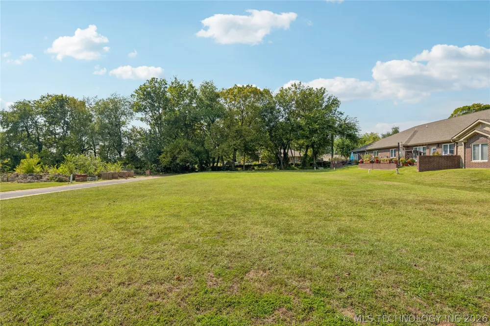 501 St Andrews Place Grove, OK 74344