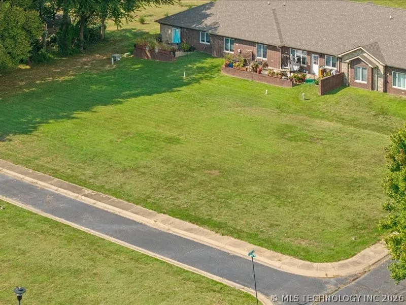 501 St Andrews Place Grove, OK 74344