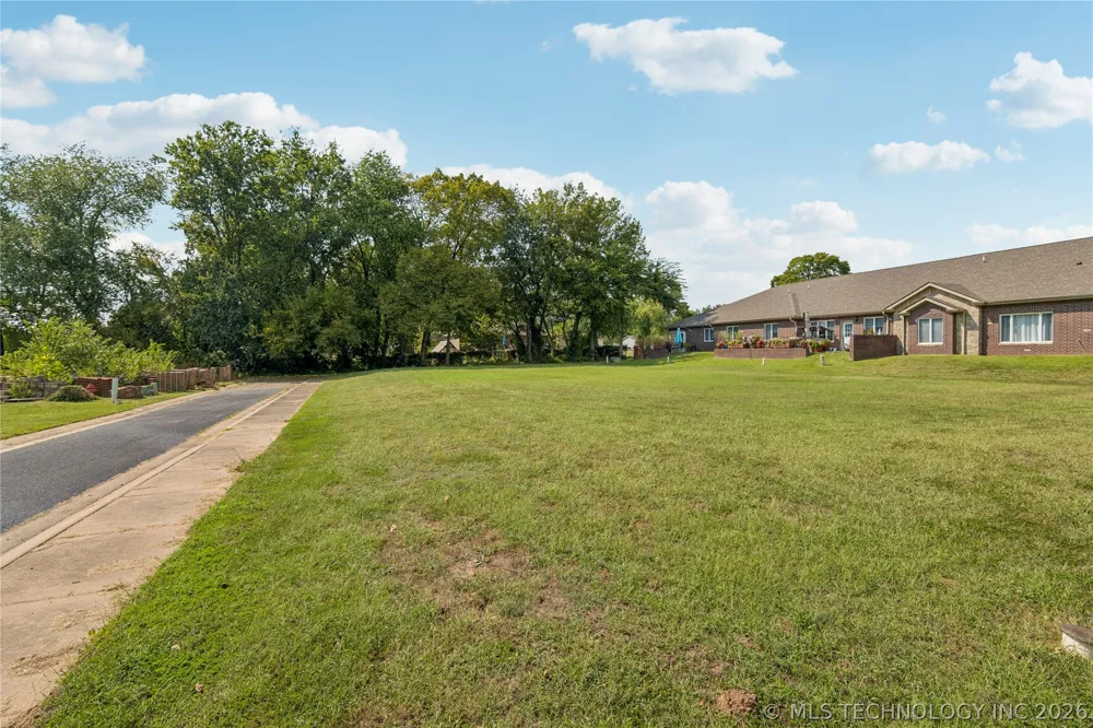 501 St Andrews Place Grove, OK 74344