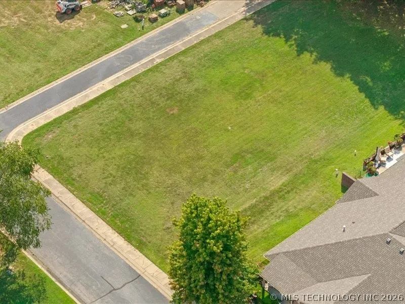 501 St Andrews Place Grove, OK 74344