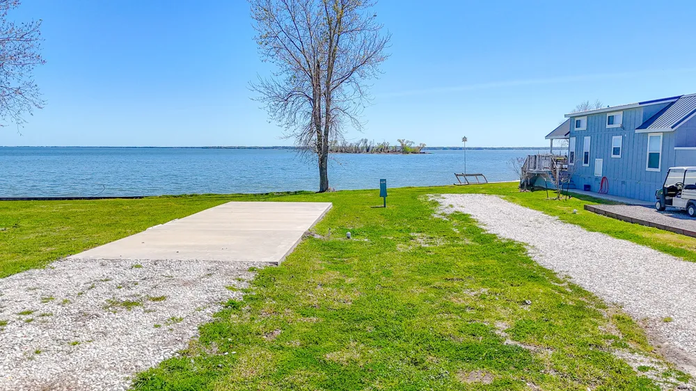 Peninsula Road Kerens, TX 75144