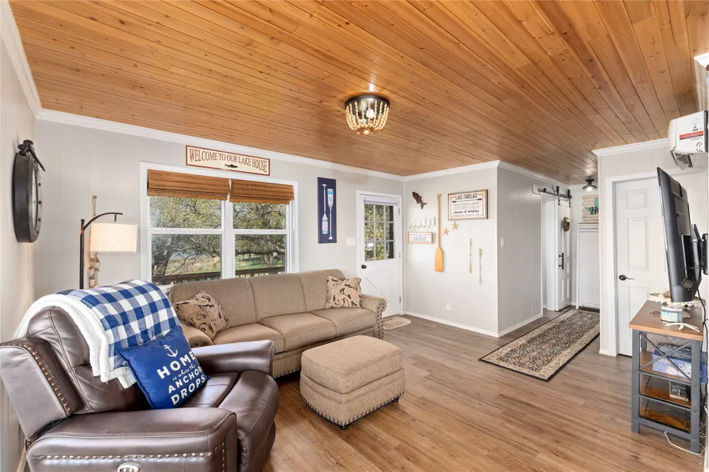 3490 Bounding Main May, TX 76857