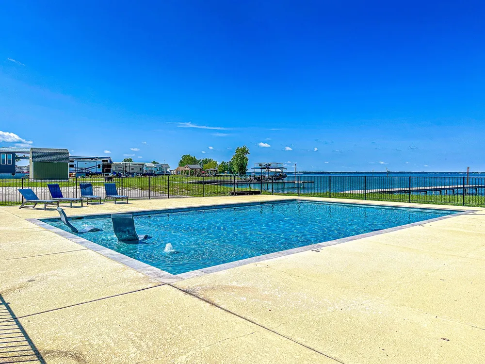 Peninsula Road Kerens, TX 75144