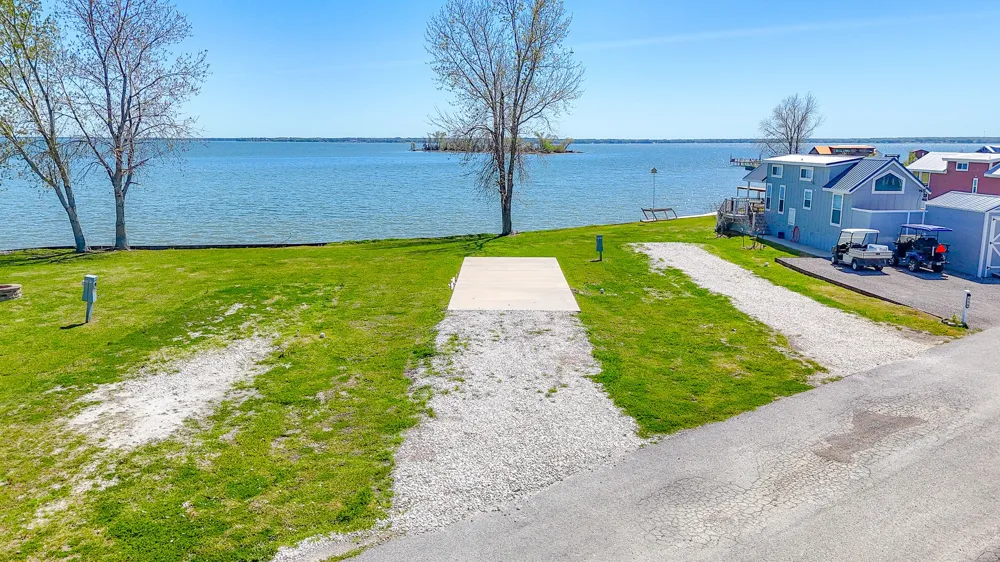Peninsula Road Kerens, TX 75144