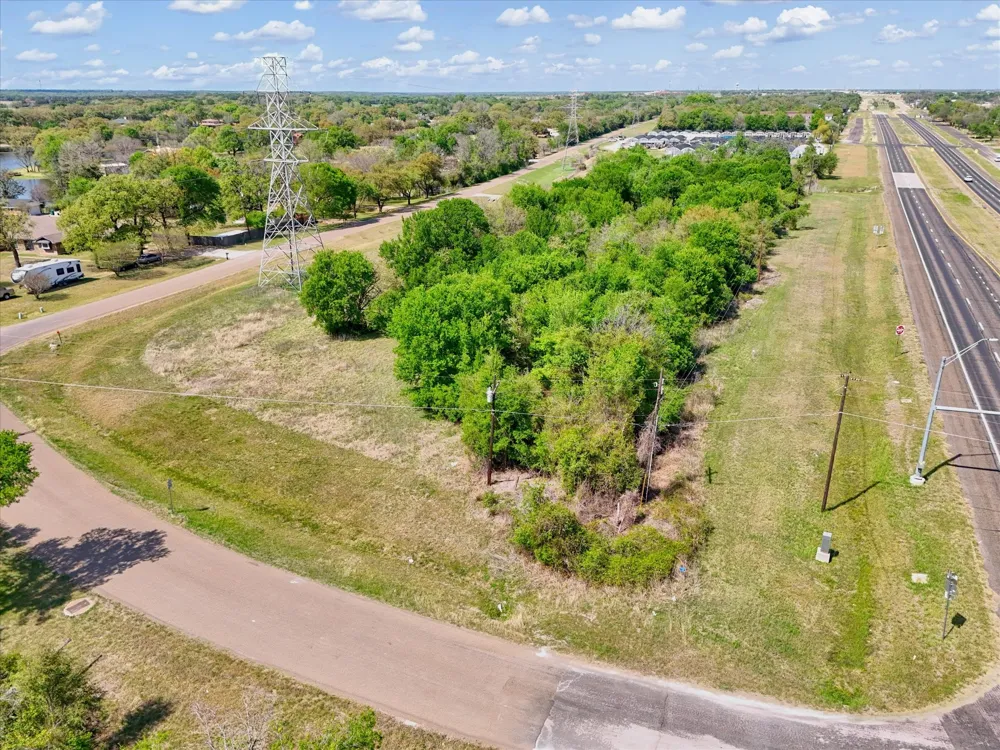 Lacy Drive Lacy Lakeview, TX 76705