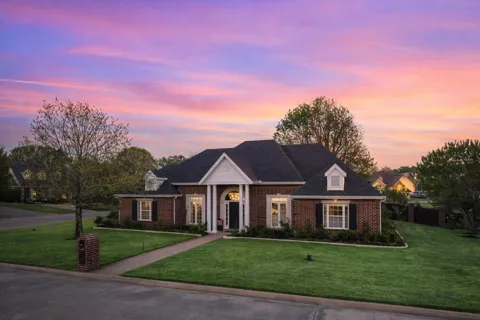 101 Gleneagles Drive