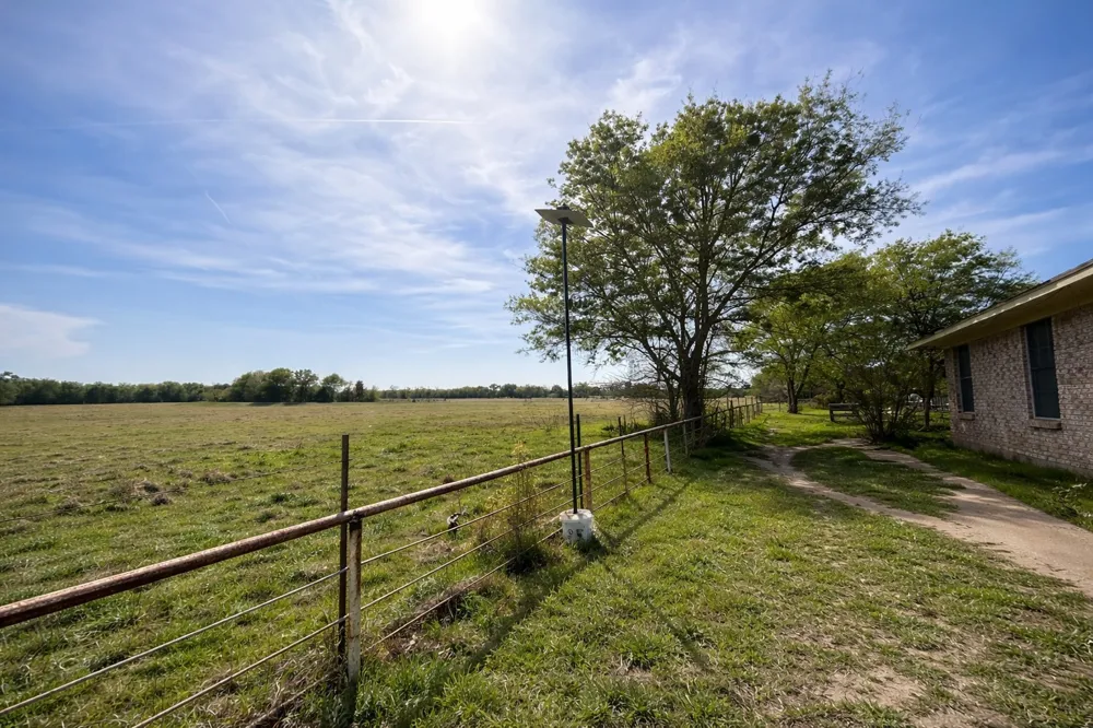 13671 CR 2143 Kemp, TX 75143