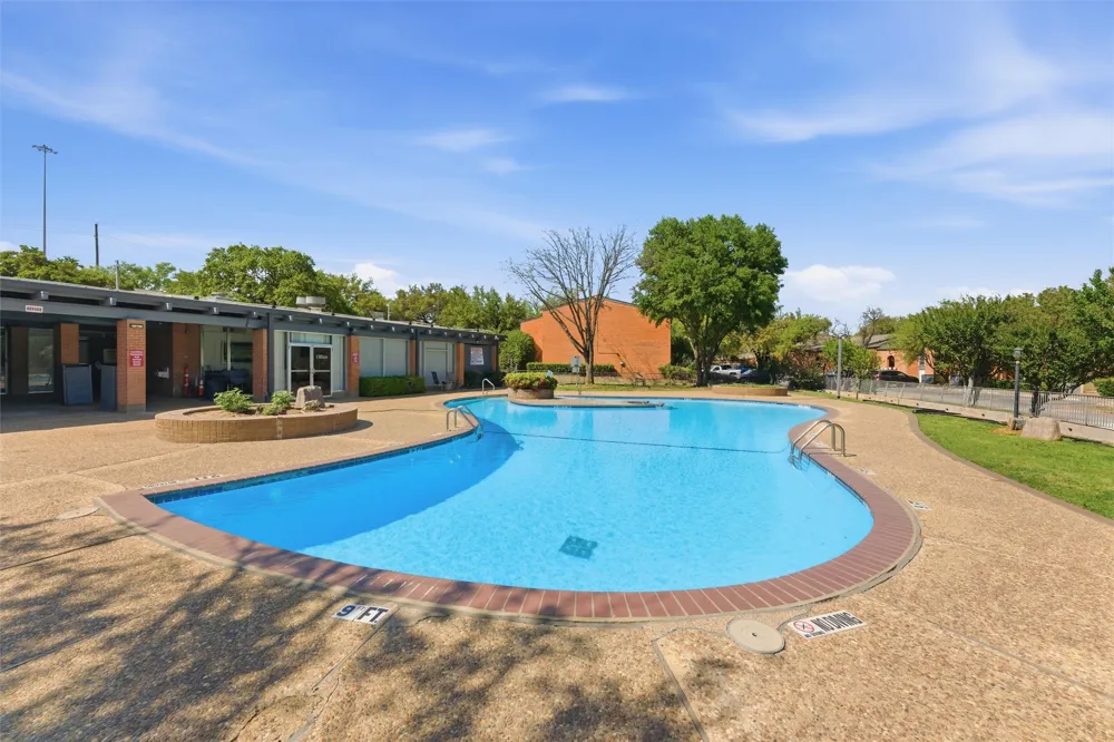 558 E Avenue J #D Grand Prairie, TX 75050