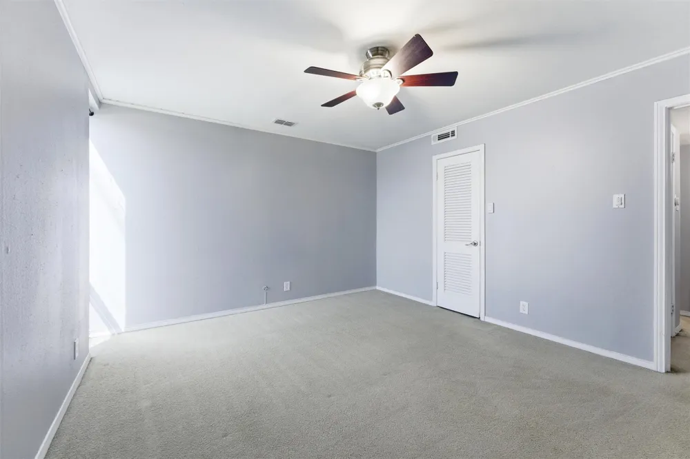 558 E Avenue J #D Grand Prairie, TX 75050