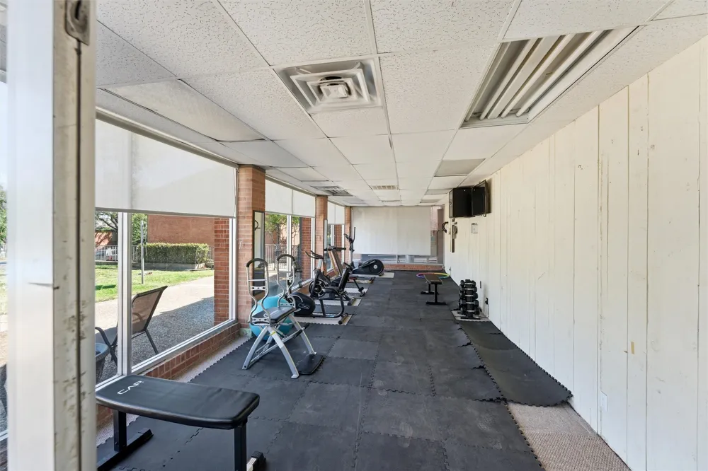 558 E Avenue J #D Grand Prairie, TX 75050