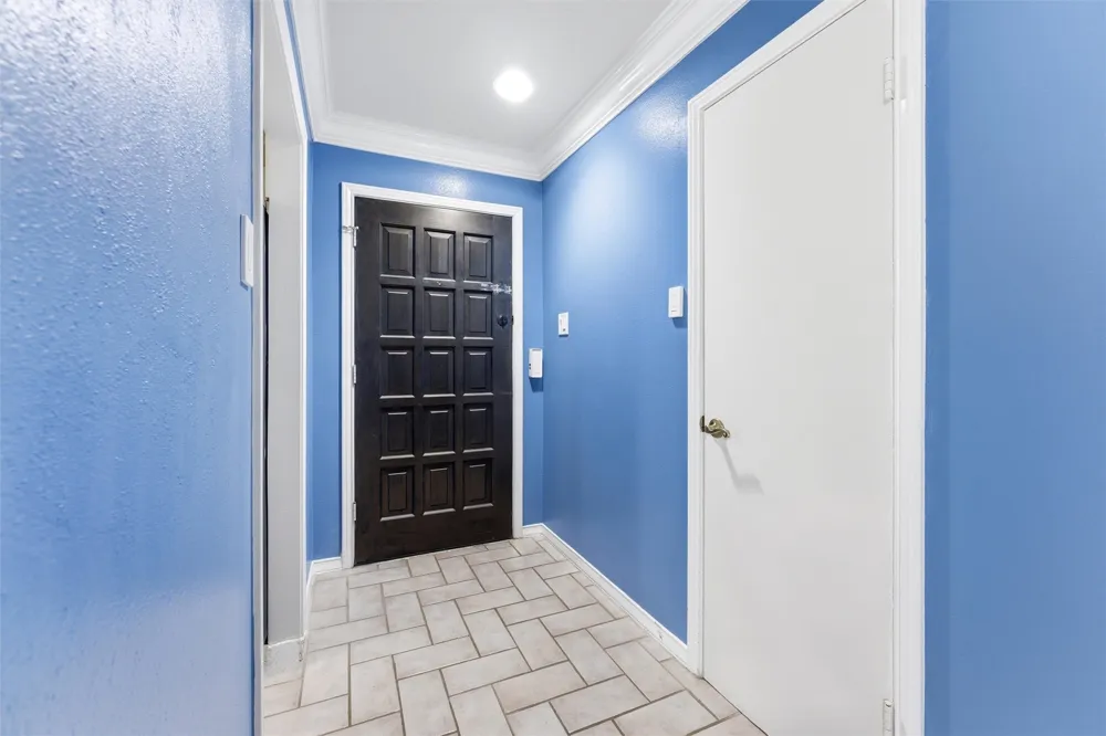 558 E Avenue J #D Grand Prairie, TX 75050