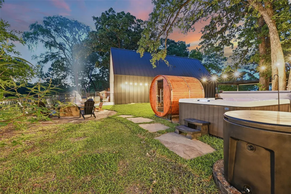 104 Greenwood Drive Trinidad, TX 75163