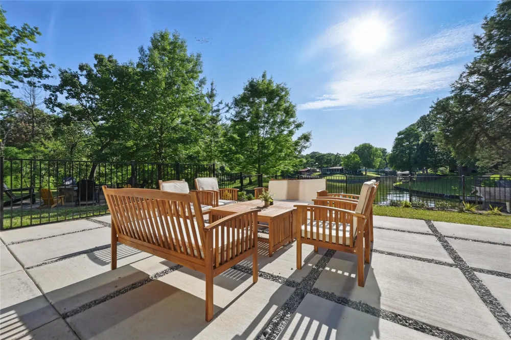 104 Greenwood Drive Trinidad, TX 75163