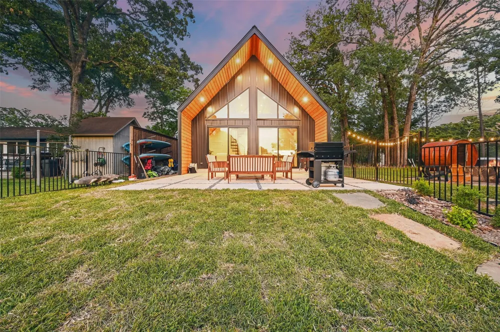 104 Greenwood Drive Trinidad, TX 75163