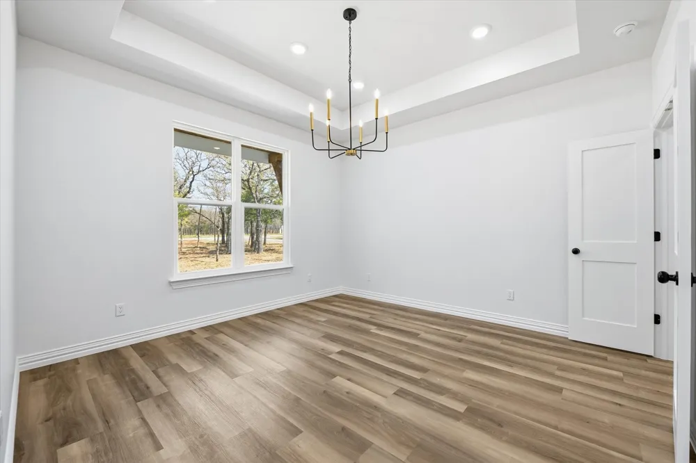 377 Oak Cove Court Sunset, TX 76270