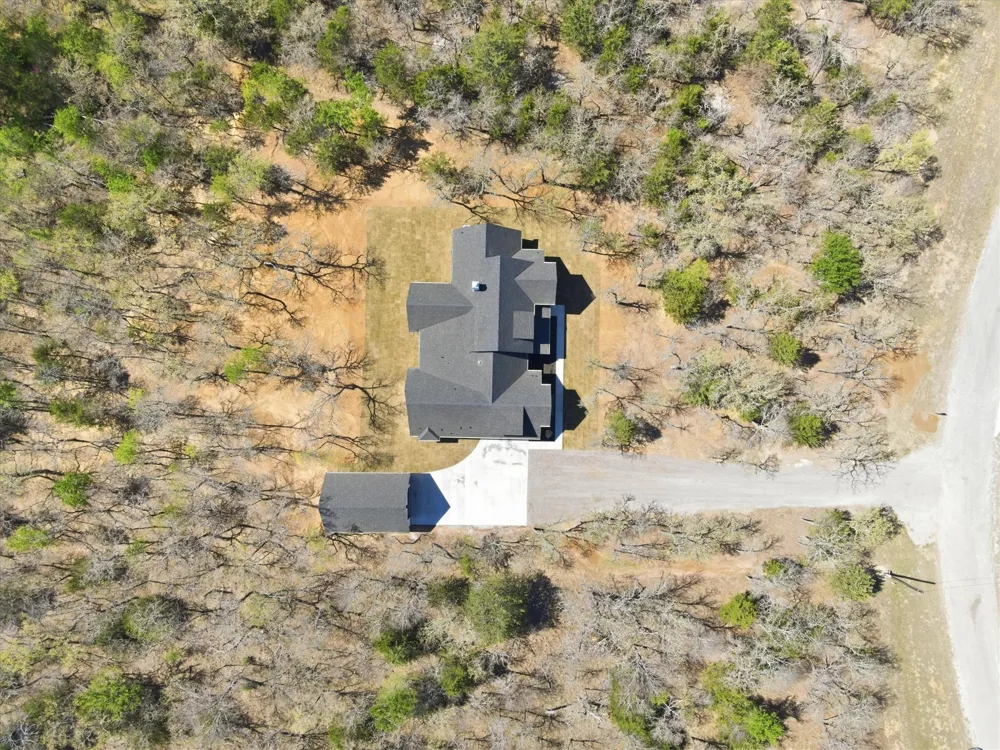 377 Oak Cove Court Sunset, TX 76270