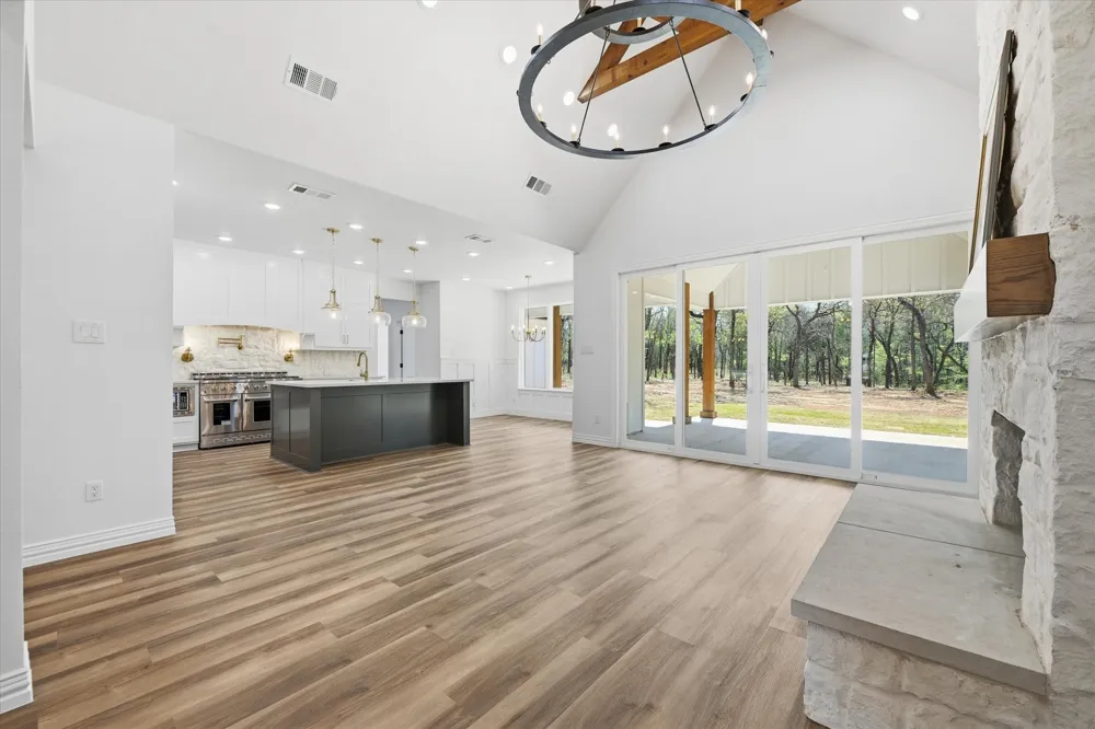 377 Oak Cove Court Sunset, TX 76270