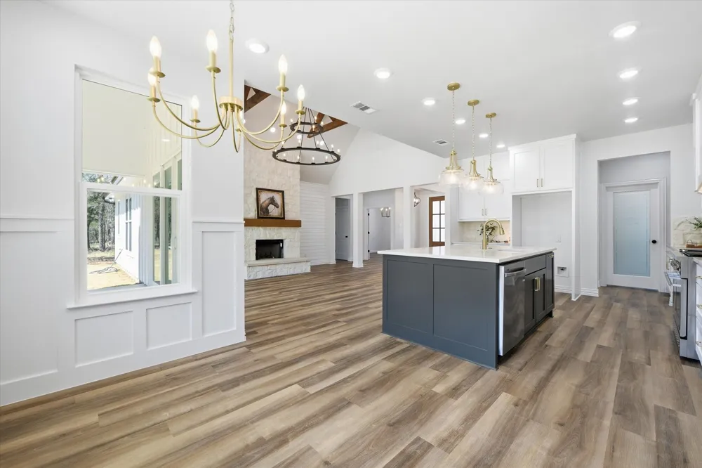 377 Oak Cove Court Sunset, TX 76270