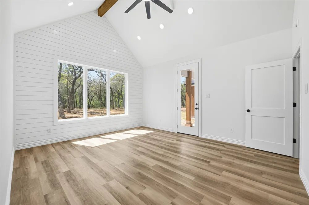 377 Oak Cove Court Sunset, TX 76270
