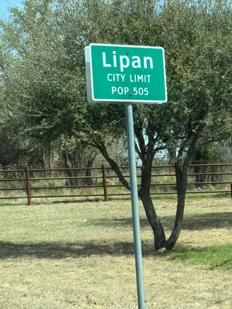 205 Gilmore Court Lipan, TX 76462
