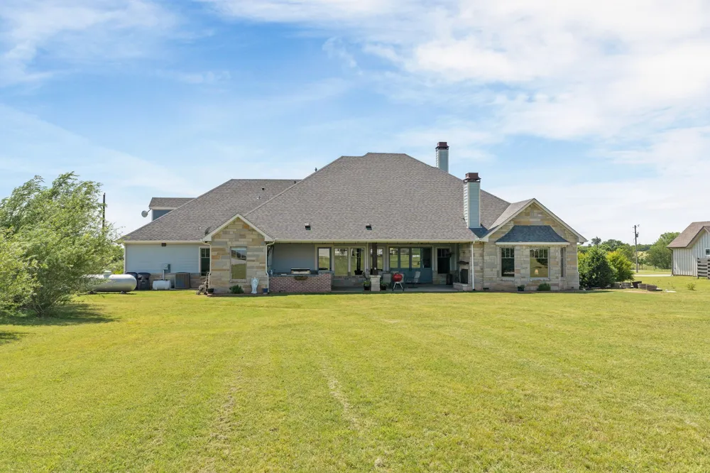 1206 JC Maples Road Gunter, TX 75058