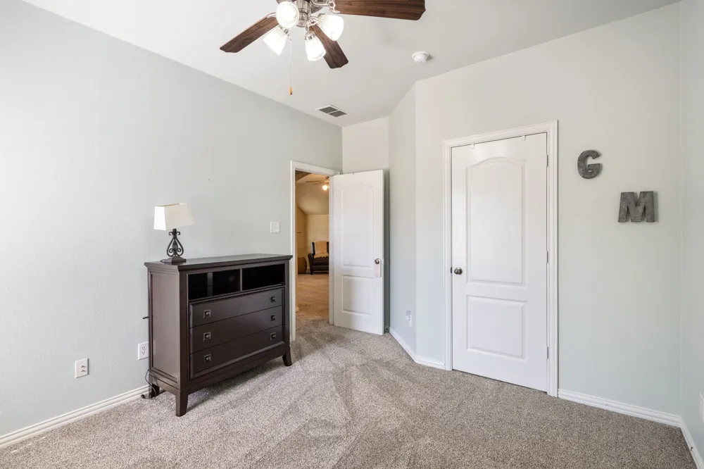 1301 Meadows Avenue Lantana, TX 76226