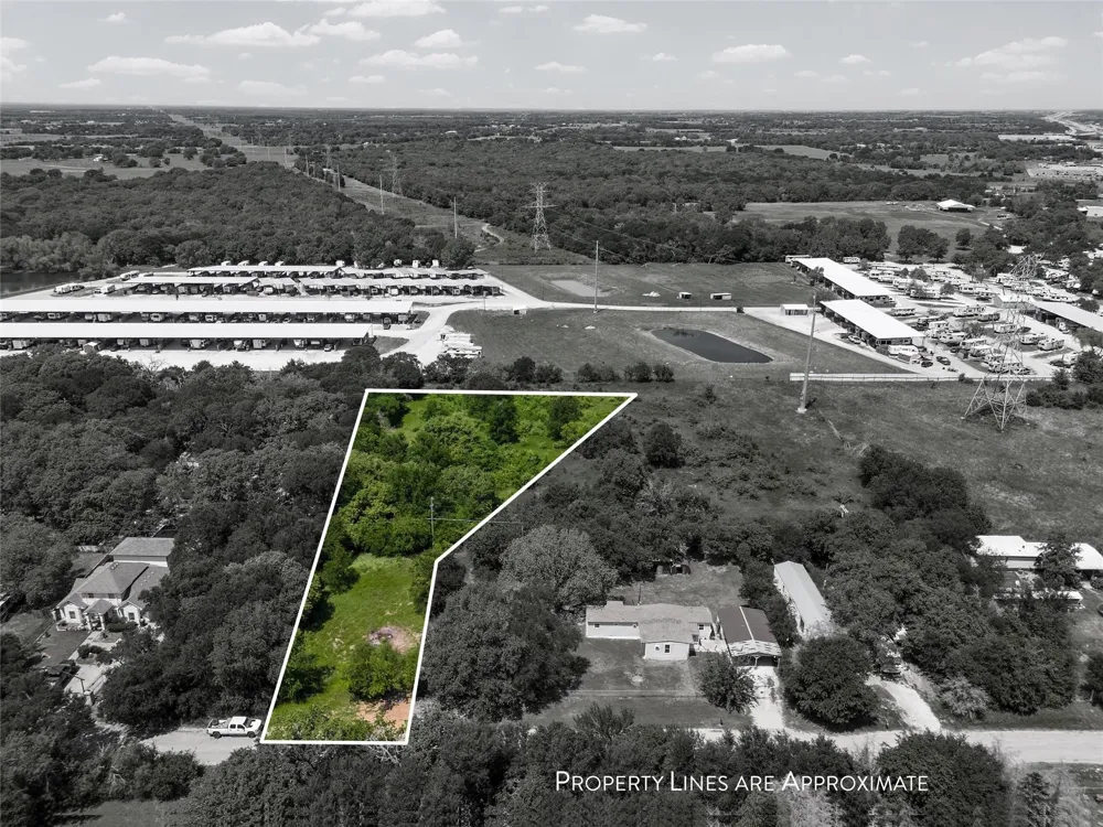 Forest Ave Elm Mott, TX 76640