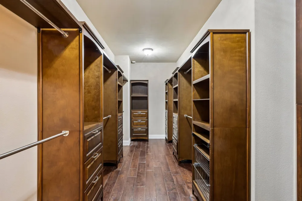 330 Las Colinas Boulevard E #1302 Irving, TX 75039