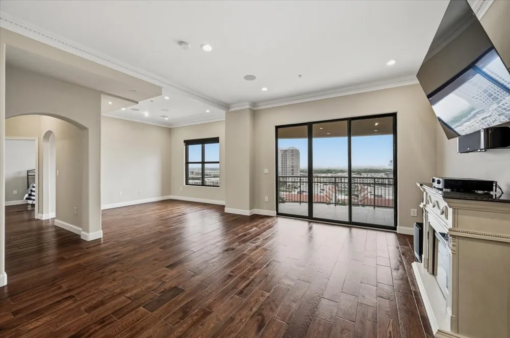 330 Las Colinas Boulevard E #1302 Irving, TX 75039