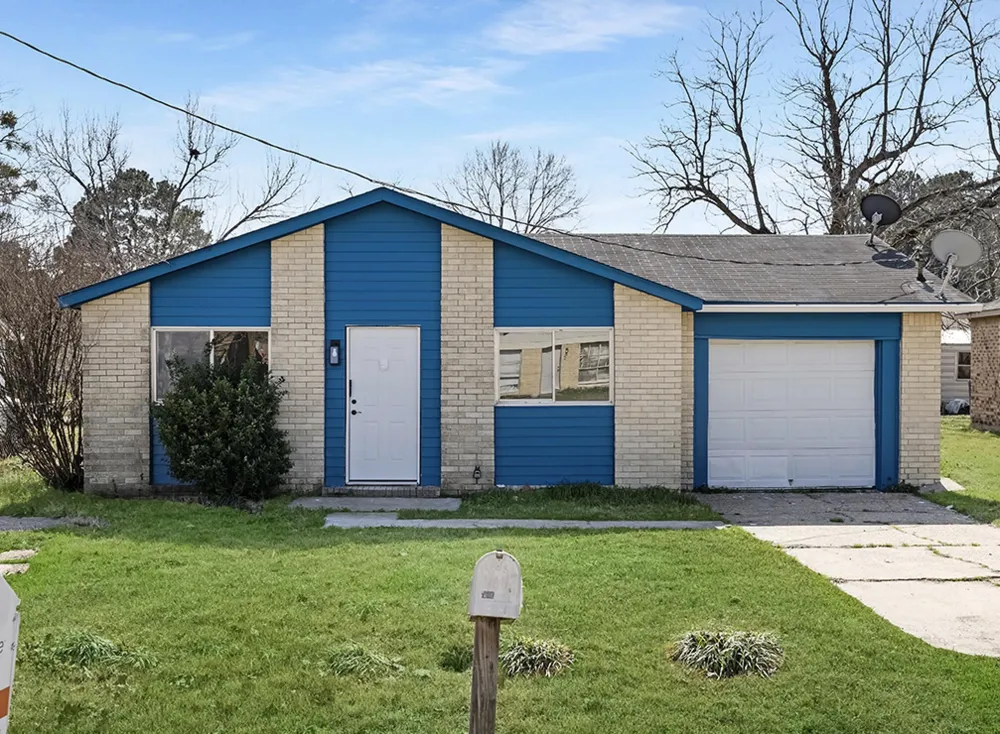 2405 Mamie Drive Texarkana, TX 75501