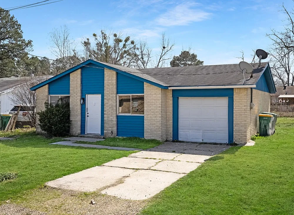 2405 Mamie Drive Texarkana, TX 75501