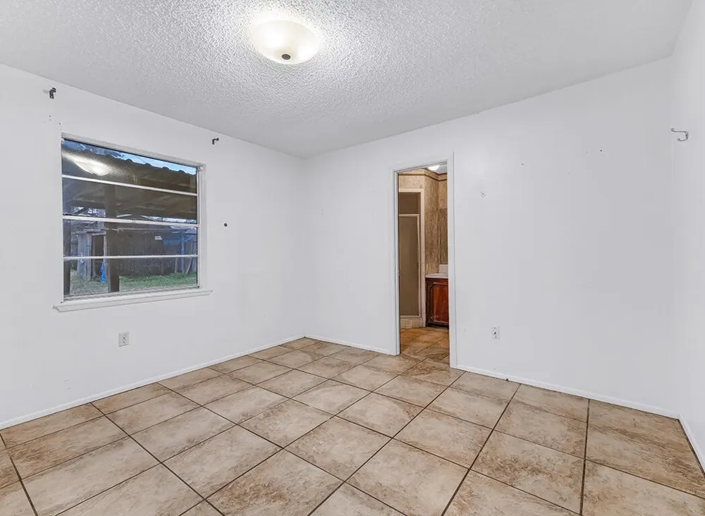 165 Greenforest Trail Nash, TX 75569