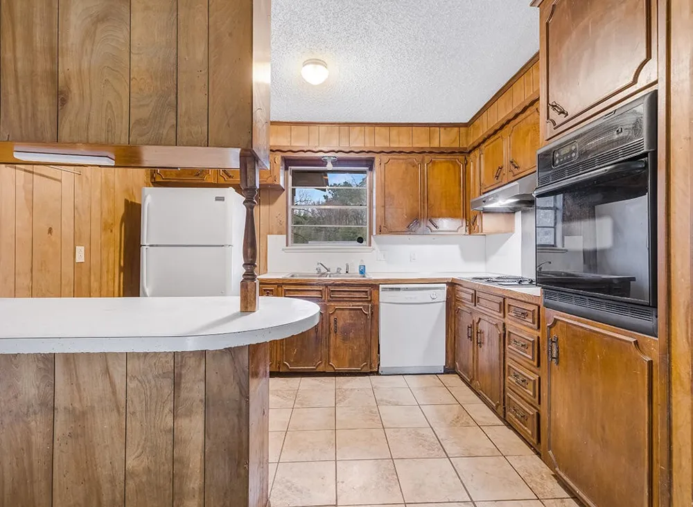 165 Greenforest Trail Nash, TX 75569