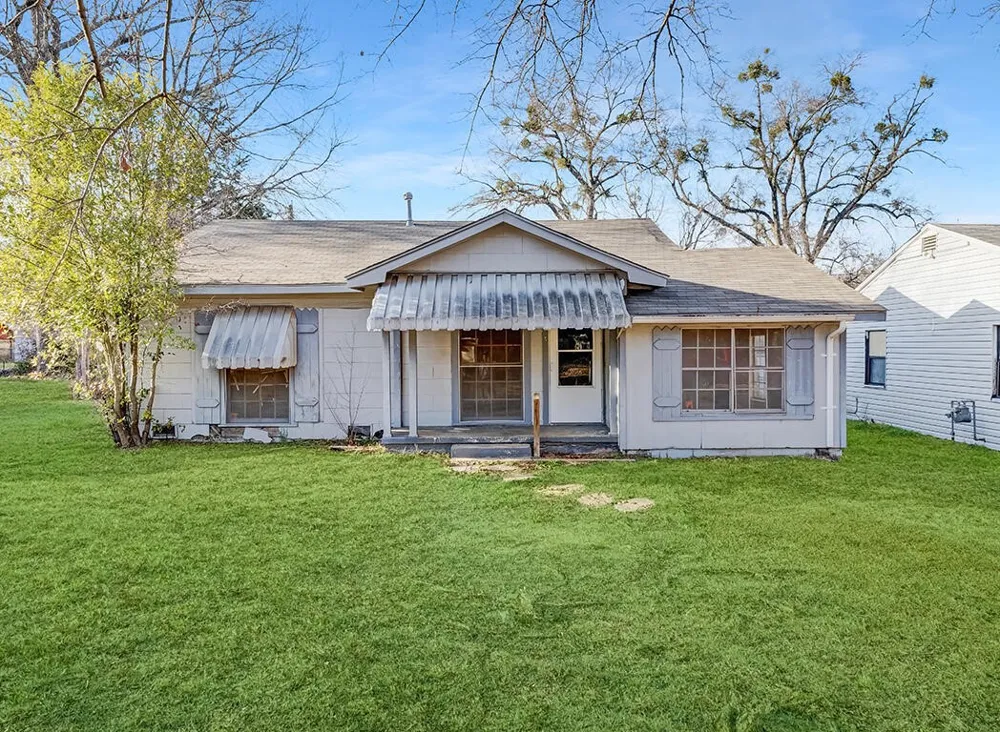 733 Arizona Avenue Wake Village, TX 75501