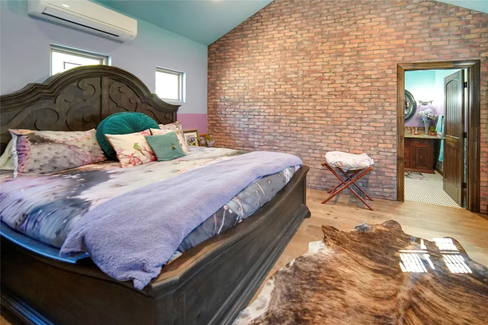 2688 FM 2190 Jacksboro, TX 76458