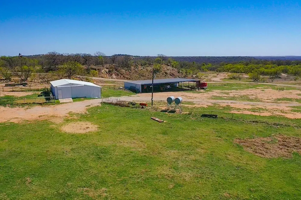 2688 FM 2190 Jacksboro, TX 76458