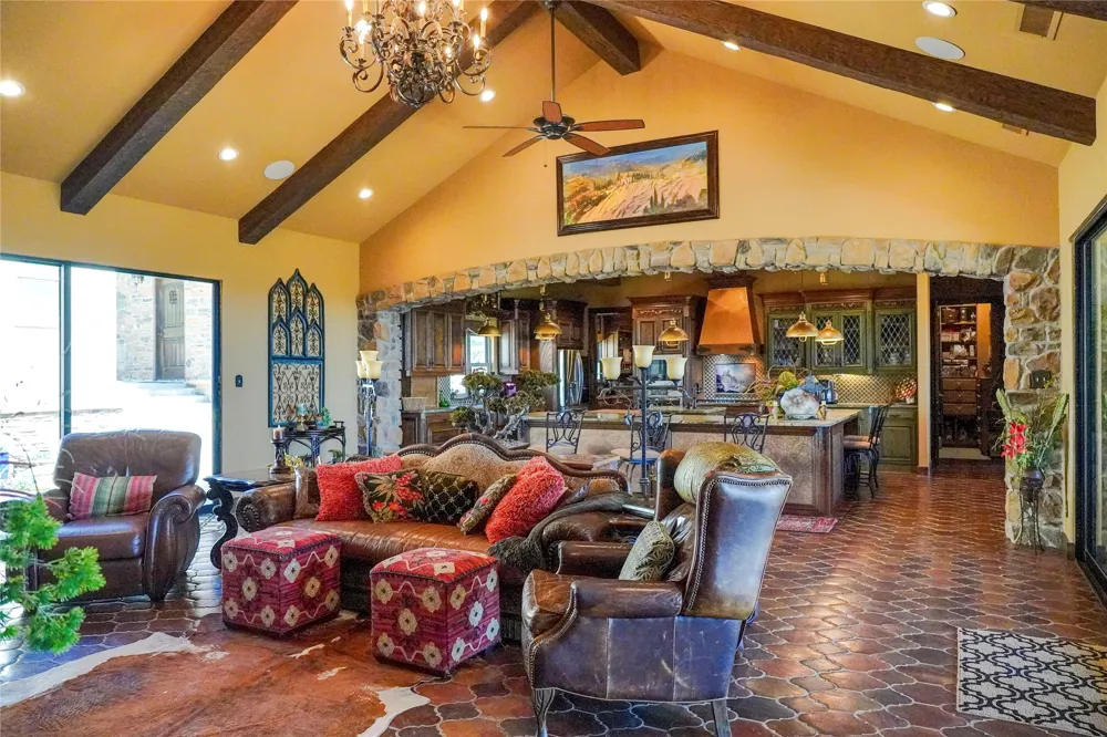 2688 FM 2190 Jacksboro, TX 76458