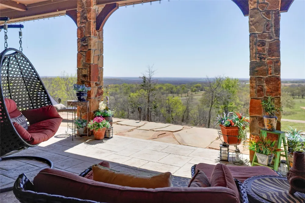 2688 FM 2190 Jacksboro, TX 76458