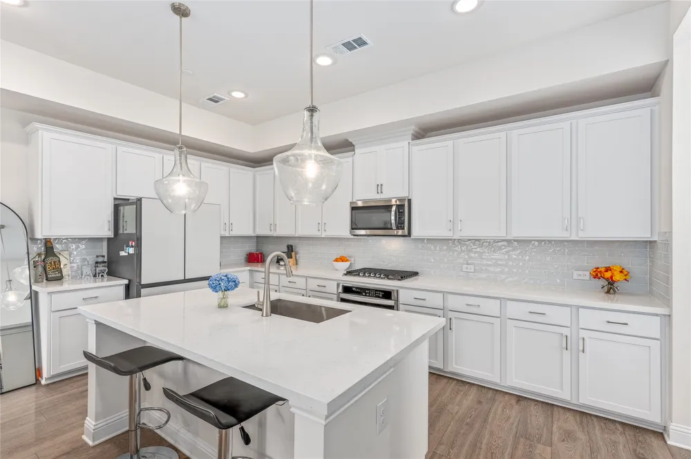 300 Colusa Drive Lewisville, TX 75056