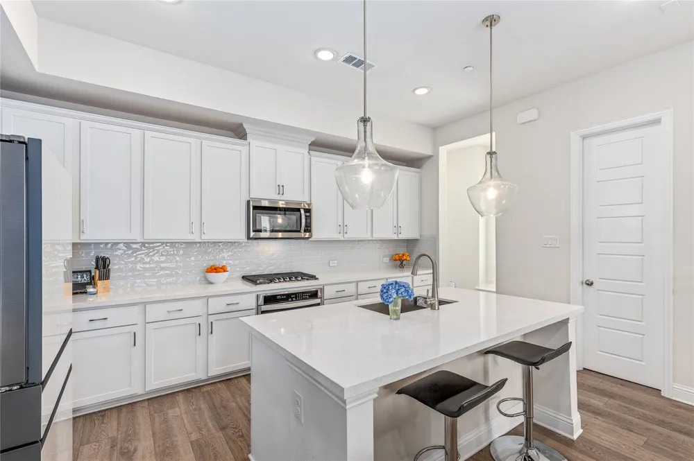300 Colusa Drive Lewisville, TX 75056