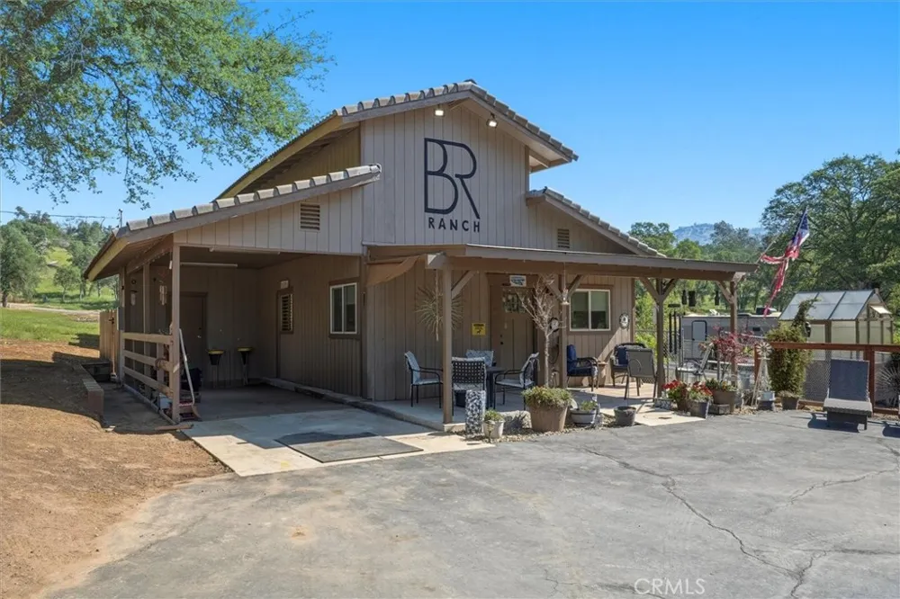 5552 Bear Creek Catheys Valley, CA 95306