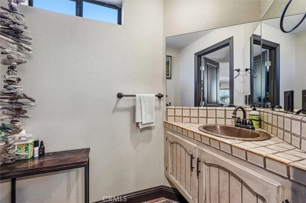 5552 Bear Creek Catheys Valley, CA 95306