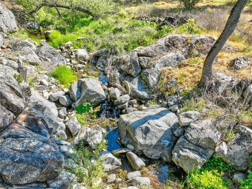 5552 Bear Creek Catheys Valley, CA 95306